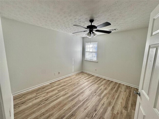 Foto del edificio - 4071 Plantation Mill Dr