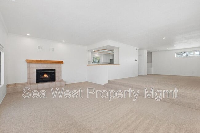 Building Photo - 115 Norfolk Dr