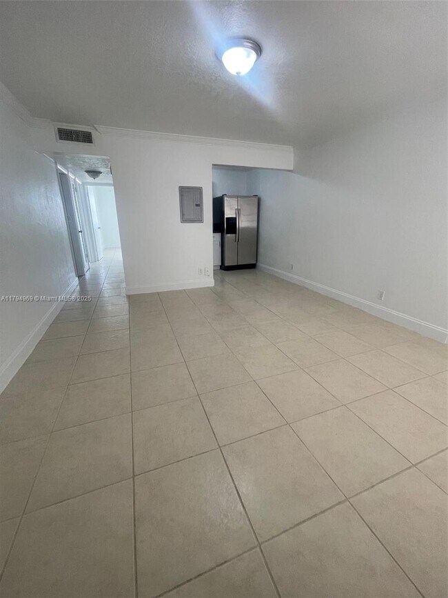 Foto del edificio - 11195 SW 1st St