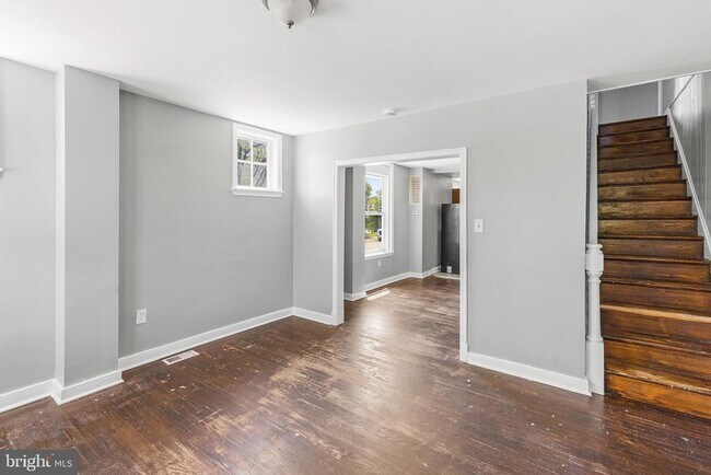 Foto del edificio - 2056 Griffis Ave