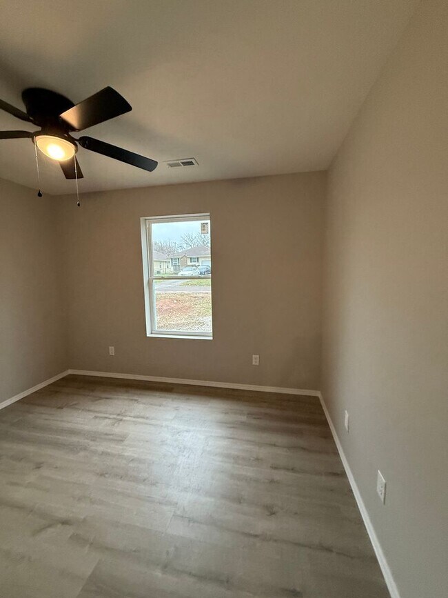 Foto del edificio - 1420 W Scott St