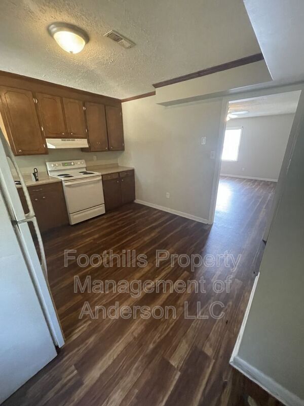Building Photo - 1806 Edgewood Ave