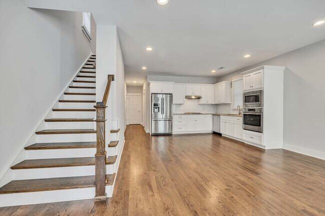 Building Photo - 912 Islander Way
