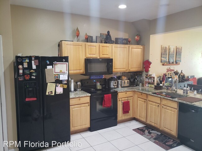 Building Photo - 3 br, 2.5 bath House - 26632 Castleview Way