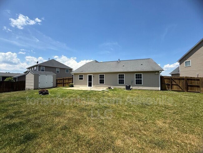 Foto del edificio - 210 Mud Creek Rd