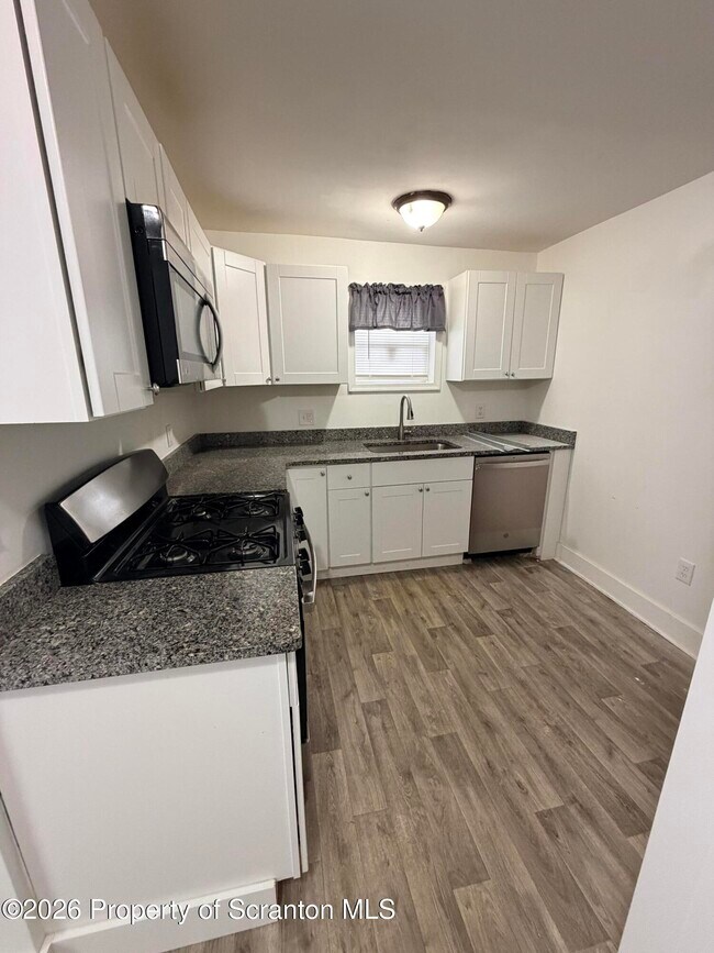 Foto del edificio - 317 10th Ave