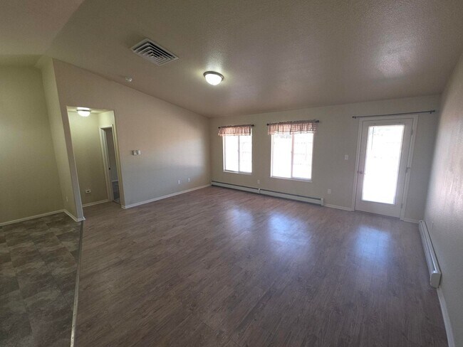 Foto del edificio - Nice Home in Chatfield II Subdivision