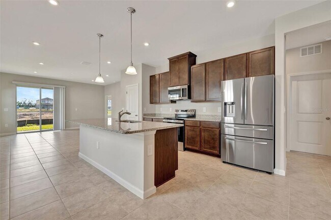Building Photo - 4525 Pippin Ln