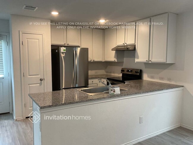 Building Photo - 160 Parish Ln
