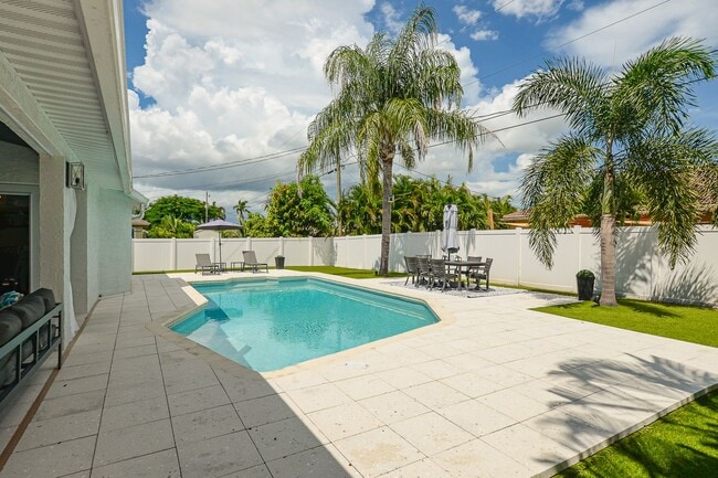 Foto del edificio - 3345 SW Frankford St