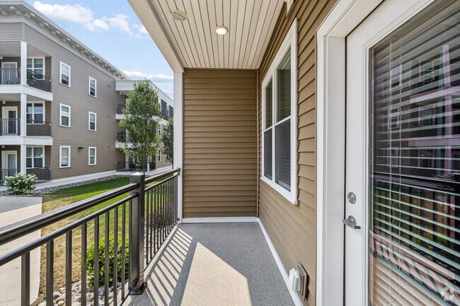 1BR, 1.5BA - 1,184SF - Balcony - Tumblerock Luxury Apartments