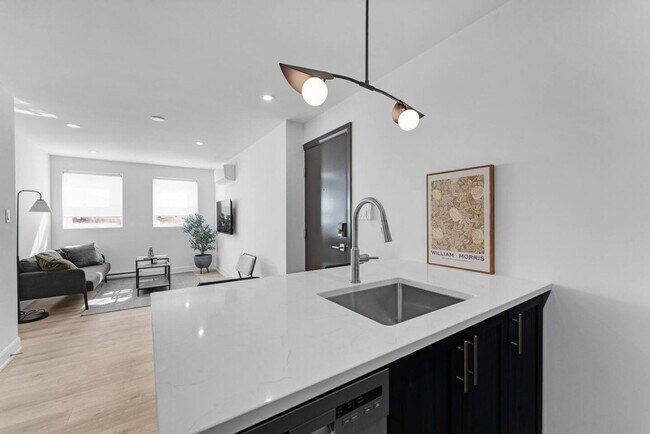 Photo du bâtiment - 658 Somerset St W