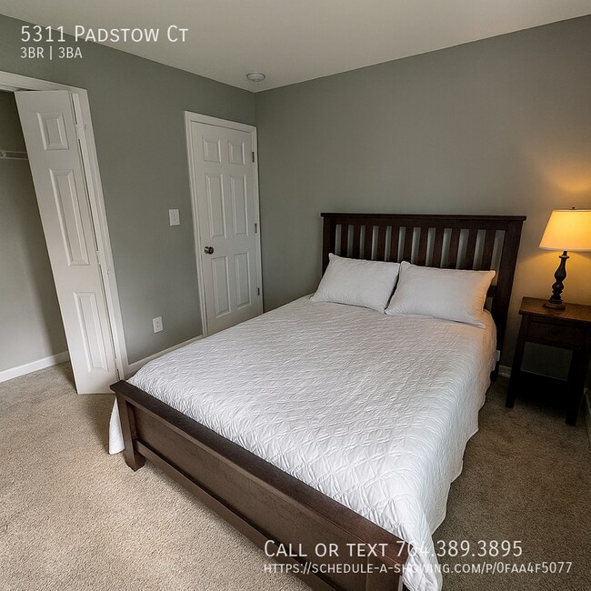 Foto del edificio - 5311 Padstow Ct