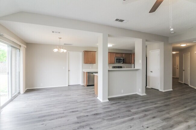 Foto del edificio - 823 Sage Meadow Dr