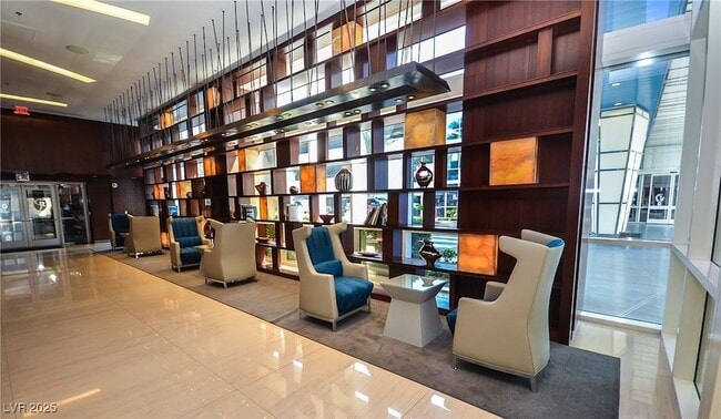 Building Photo - 4525 Dean Martin Dr