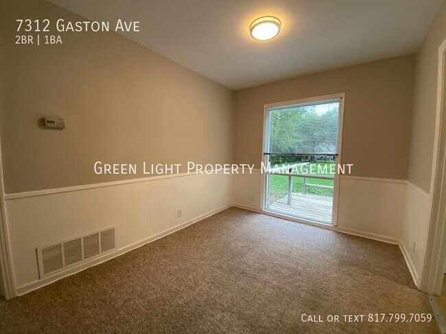 Foto del edificio - 7312 Gaston Ave