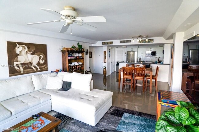 Building Photo - 3 br, 2 bath House - 2841 NE 163rd St Apt ...