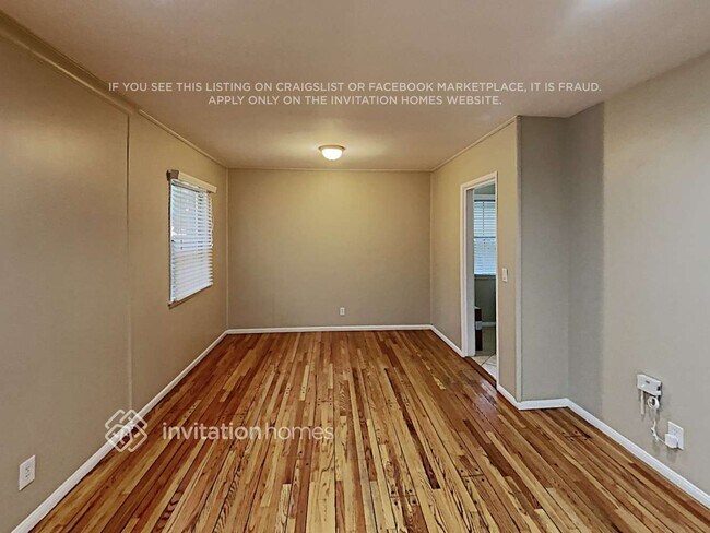 Building Photo - 15042 Romar St