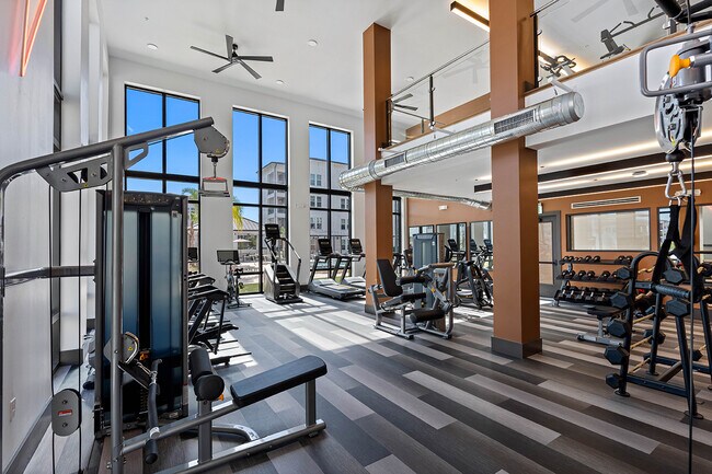 Foto del edificio - Cortland Riverview