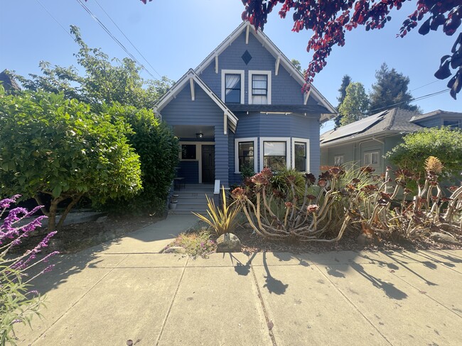 Building Photo - 538 Chetwood St