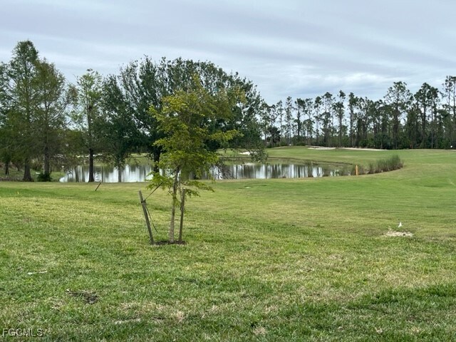 Foto del edificio - 3947 Crosswater Dr