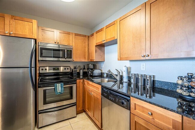 Foto del edificio - 1830 Embassy Dr