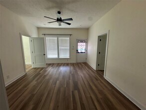 Building Photo - 3502 1st St