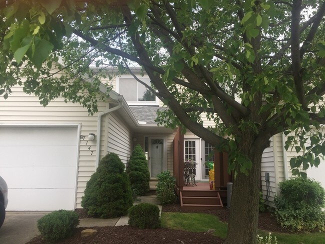 Foto del edificio - Concord Twp Condo!