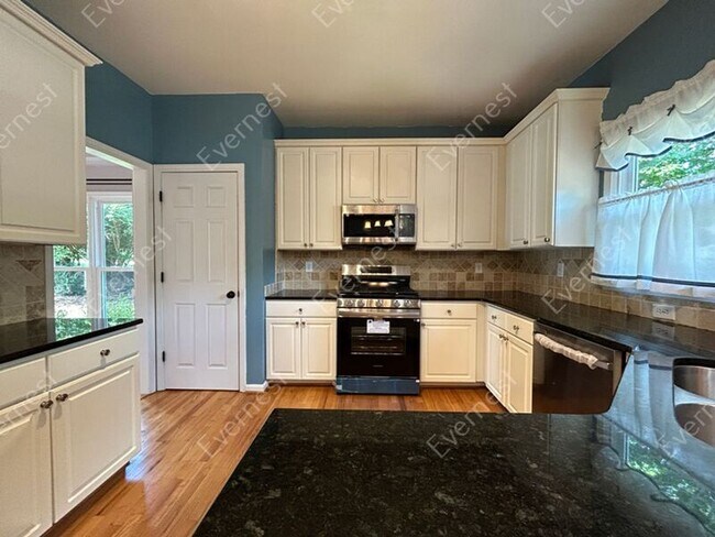 Building Photo - 700 Ullswater Cove