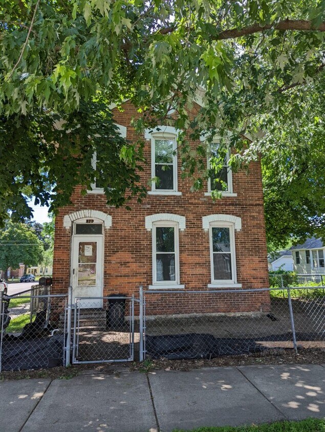 379 E 8th St, Winona, MN 55987 House Rental in Winona, MN