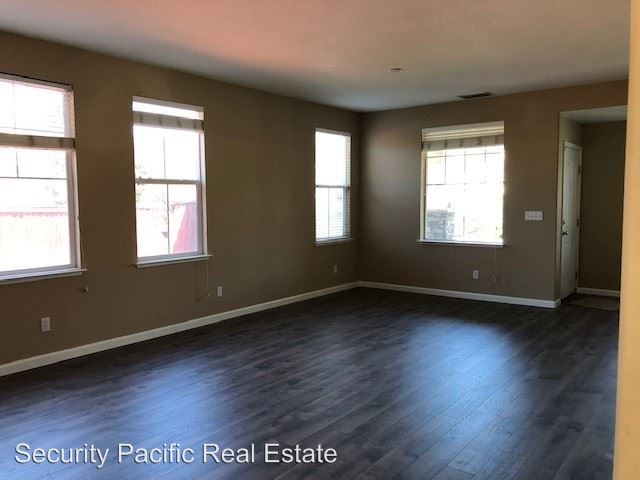 Building Photo - 4 br, 2.5 bath House - 6235 Baywood Dr.