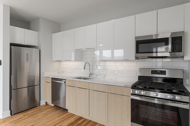 Foto del edificio - 1625 W Howard St