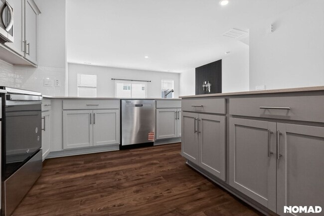 Building Photo - 815 Washington St