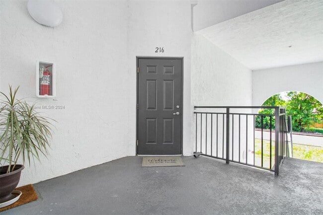 Building Photo - 15540 SW 136th St