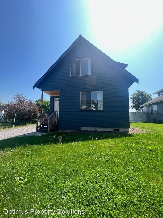 Primary Photo - 3 br, 3 bath House - 2175 Gardiner Drive