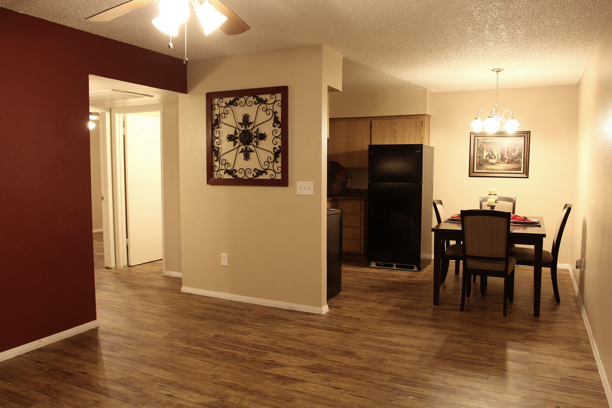 Ample Living Areas! - Mountain View Square