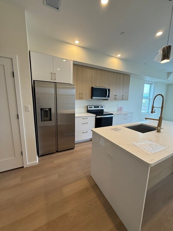 Foto del edificio - 546 Saratoga St