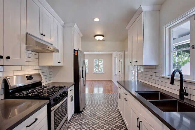 Kitchen and Livingroom - 4443 Verdugo Rd