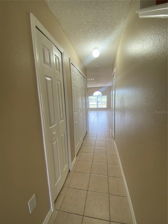 Building Photo - 30302 Double Dr