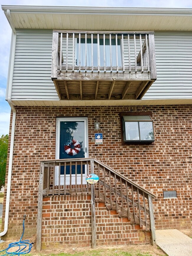 Foto del edificio - 6367 Teal Ln