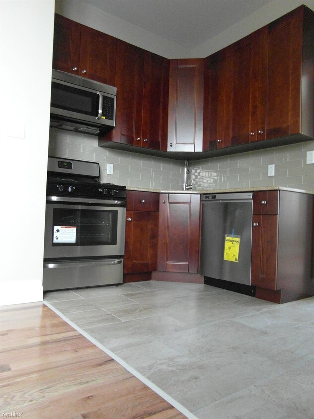 Foto del edificio - 1666 Hancock St