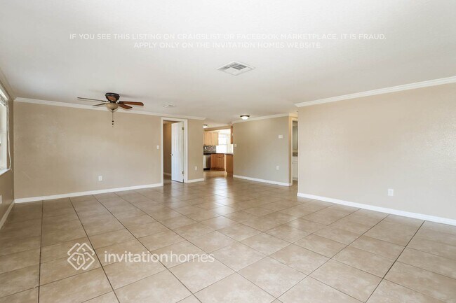 Building Photo - 4048 Sunray Dr