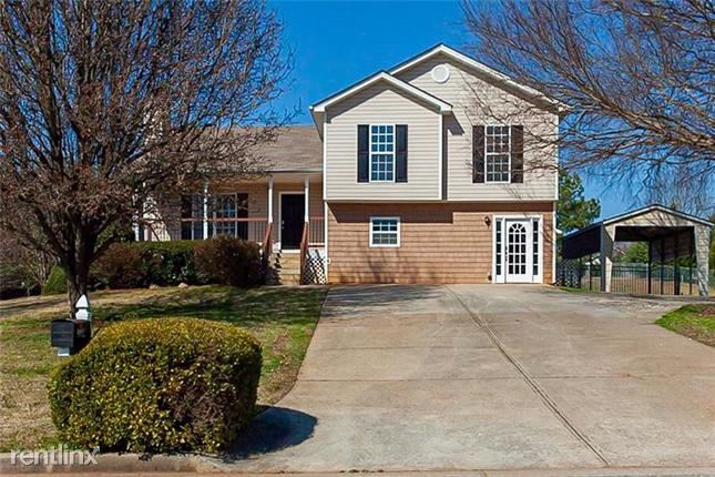 Primary Photo - 4 br, 3 bath House - 324 Lokeys Ridge Road