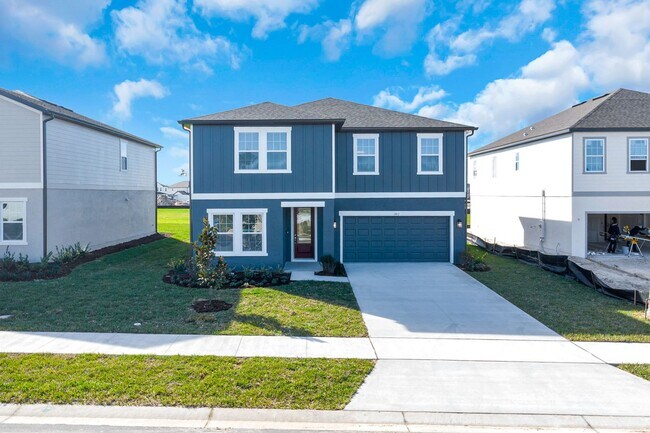 Building Photo - Brand New (5 Bed / 4 Bath) Beautiful and S...