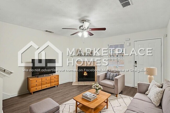 Foto del edificio - 325 Crestfield Cir