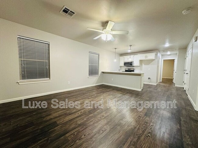 Foto del edificio - 405 Vail Cir