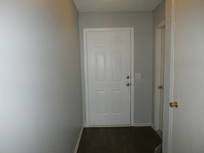Foto del edificio - Town Home in North Kansas City!