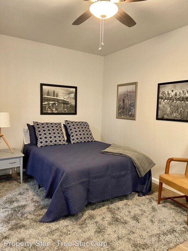 Building Photo - 1 br, 1 bath House - 20854 Oak Pass Ave.