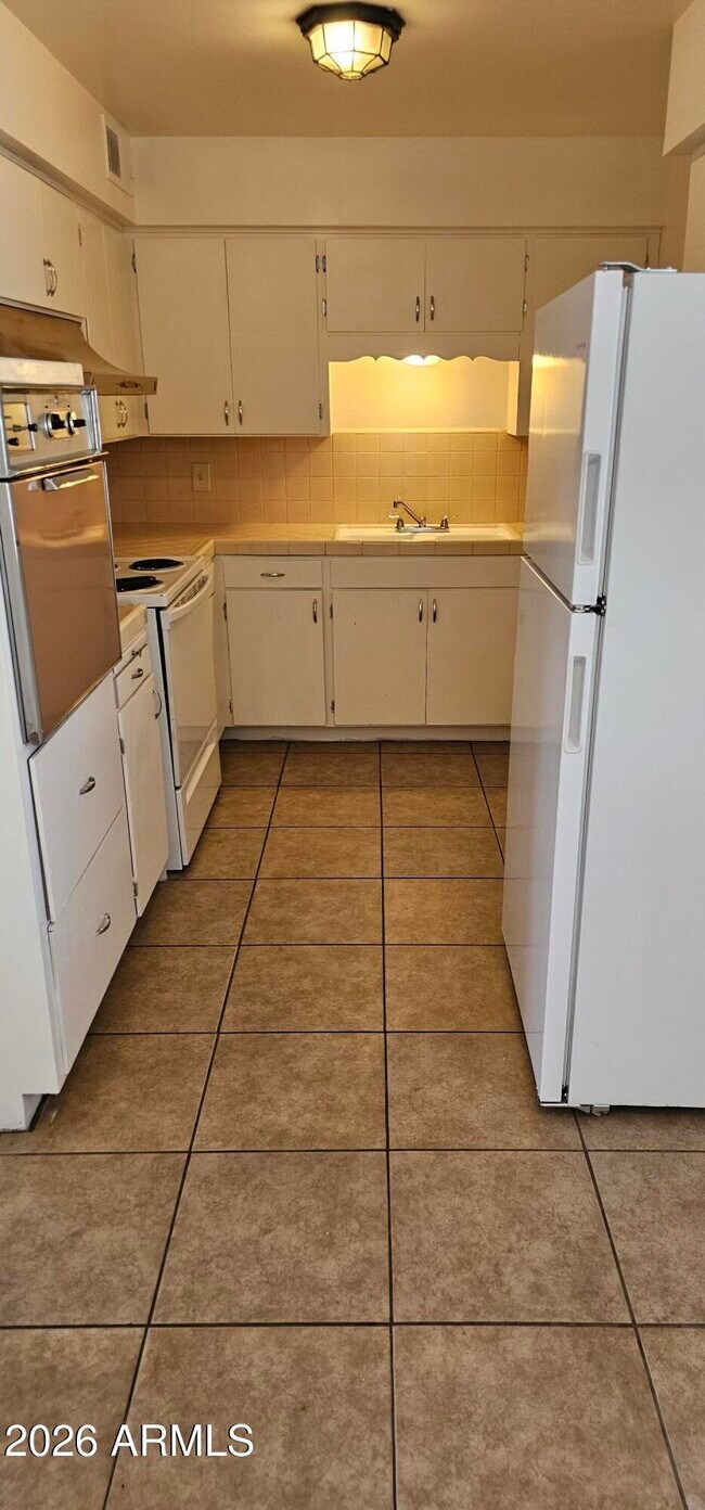 Building Photo - 110 S Allen