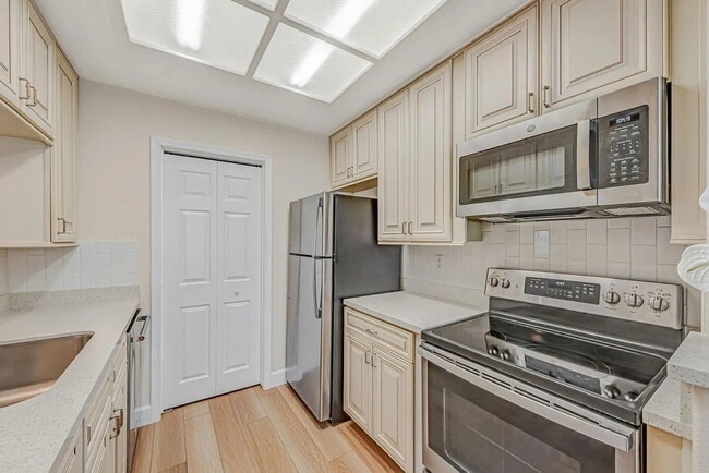 Foto del edificio - charming one-bedroom apartment is the perf...